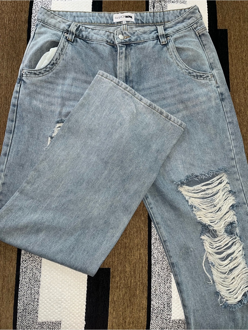Fashion Nova: Tall Ripped Straight Leg Jeans-Medium Wash - Picture 6 of 7